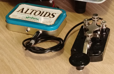 Pixie transceiver in Altoids tin